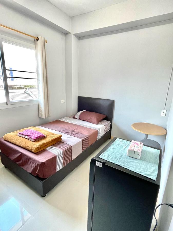 808 Bangkok Lägenhet Exteriör bild